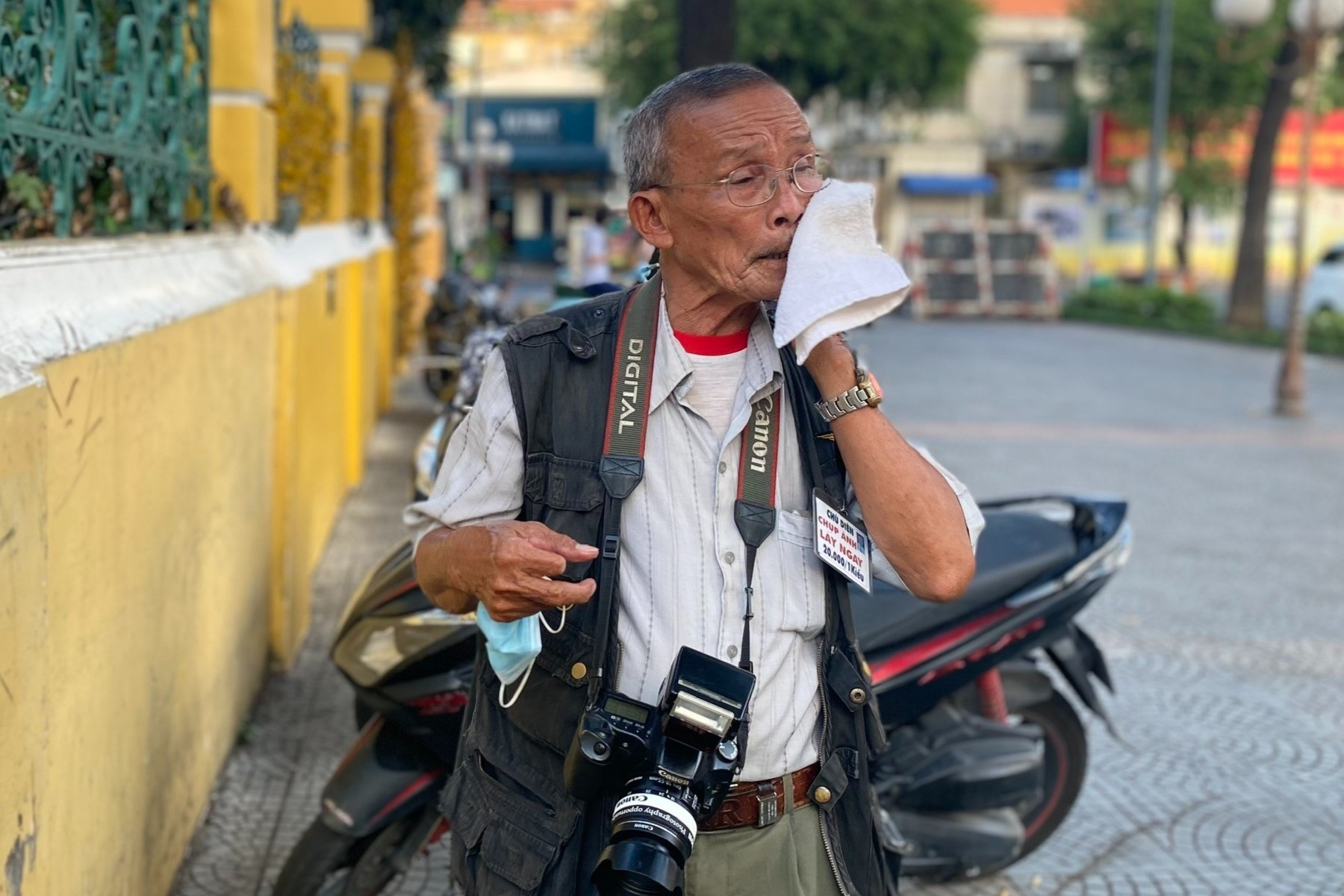 tho chup anh dao o nha tho duc ba anh 1