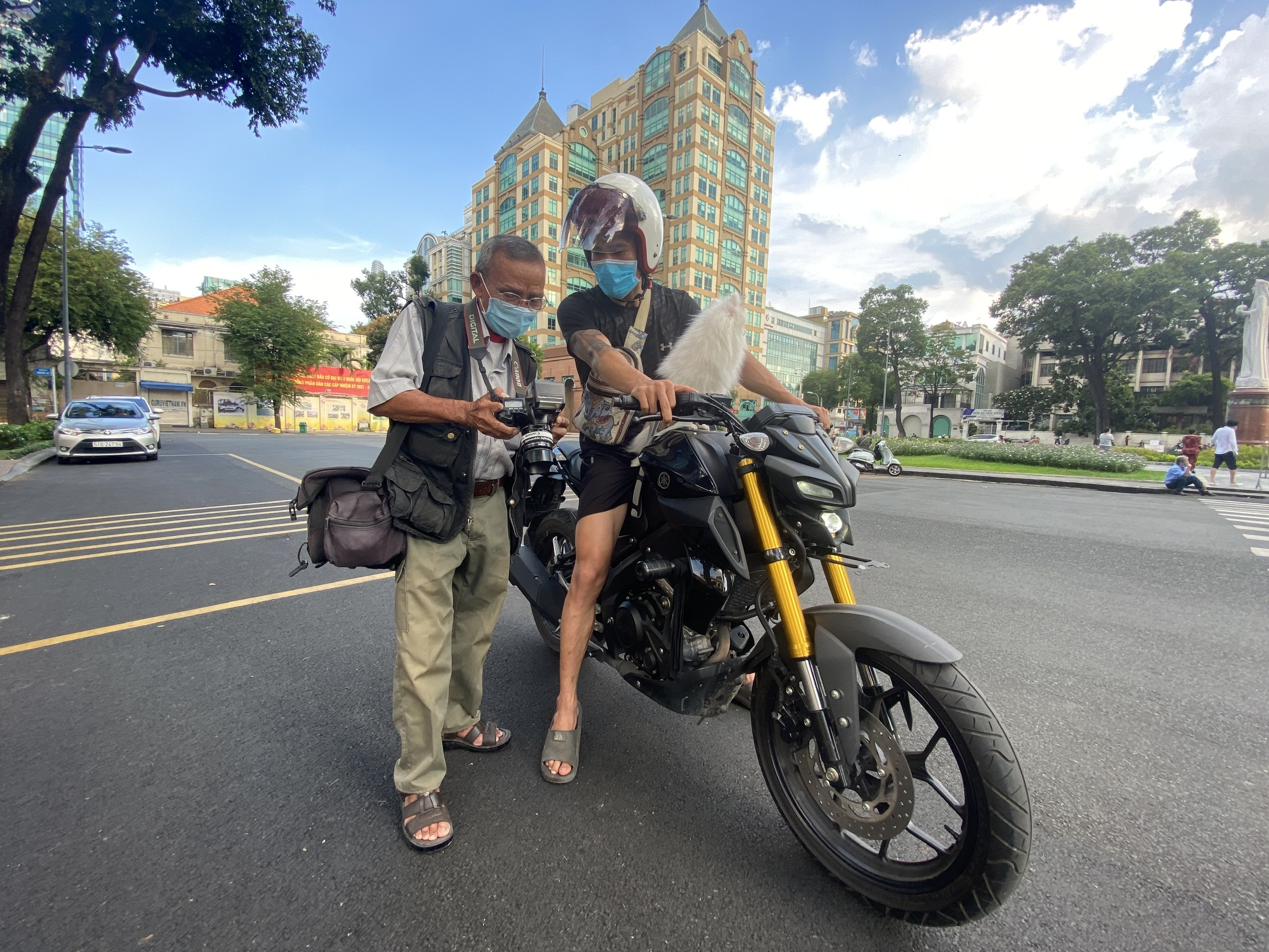 tho chup anh dao o nha tho duc ba anh 2