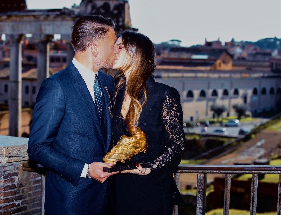 vợ tiền đạo Ciro Immobile ảnh 4 vo tien dao Ciro Immobile anh 4