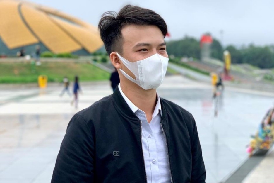 10 ngay an tren xe, ngu doc duong cua tai xe cho hang tiep te TP.HCM hinh anh