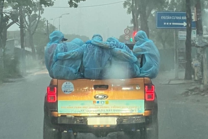 Doi khu khuan o TP.HCM: 'Tu xa la, chung toi tro thanh gia dinh' hinh anh