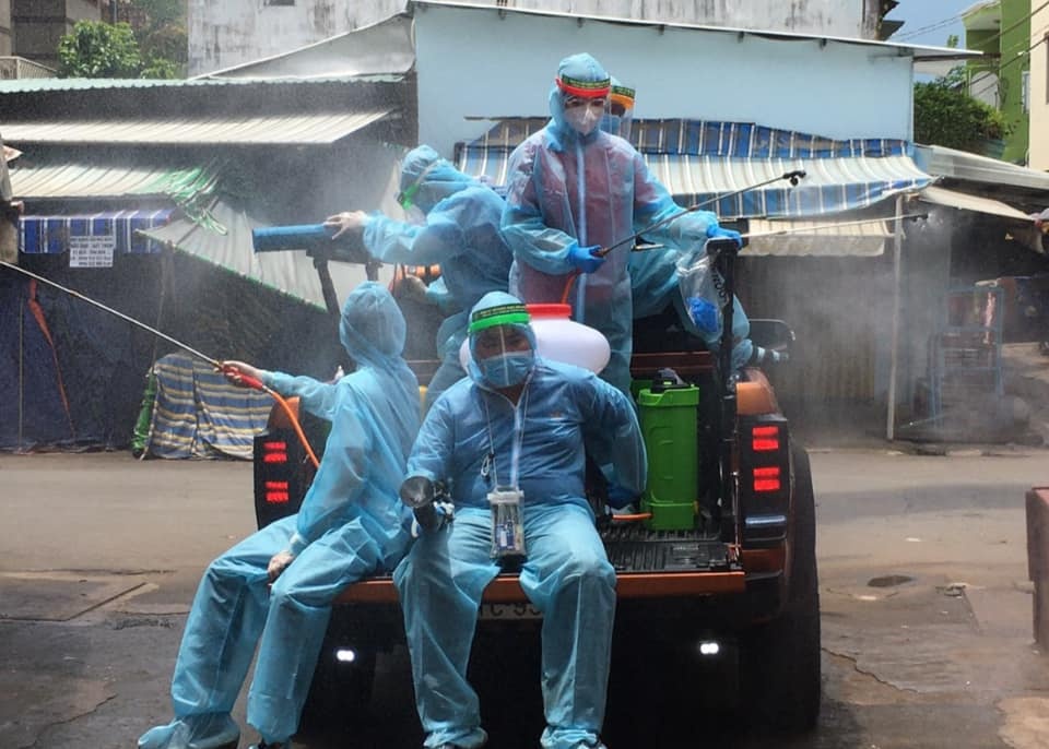 đôi phun khử khuẩn tphcm ảnh 4 doi phun khu khuan tphcm anh 4