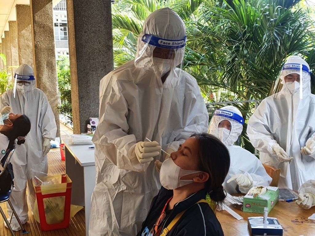 anh em chong dich anh 3