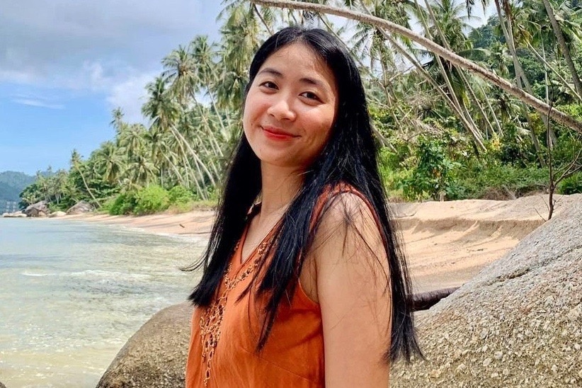 Co gai roi TP.HCM, ra nuoc ngoai tim viec trong thoi Covid-19 hinh anh