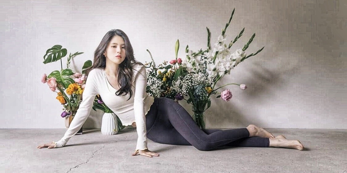 nguoi han ac cam quan legging anh 1