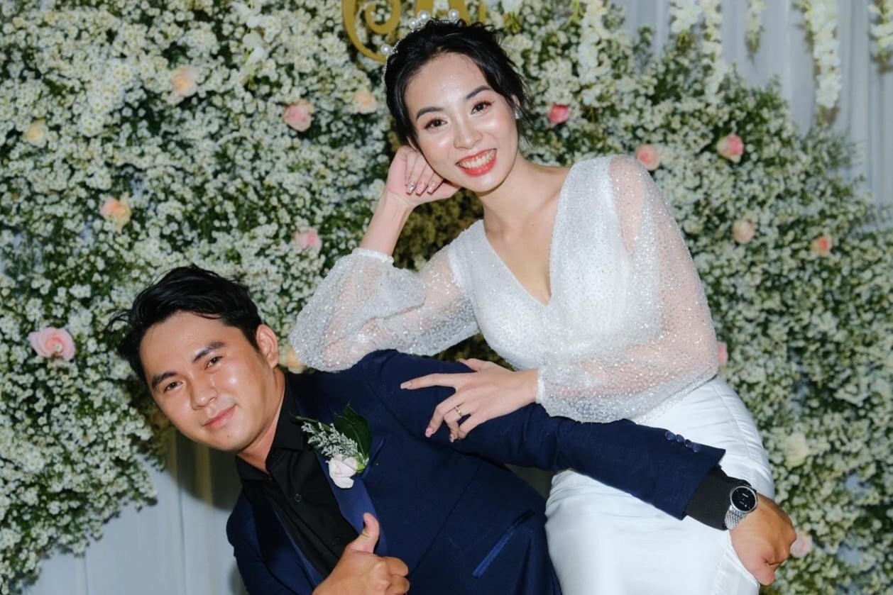 Bac si o Binh Duong dang ky cho vo di chong dich hinh anh