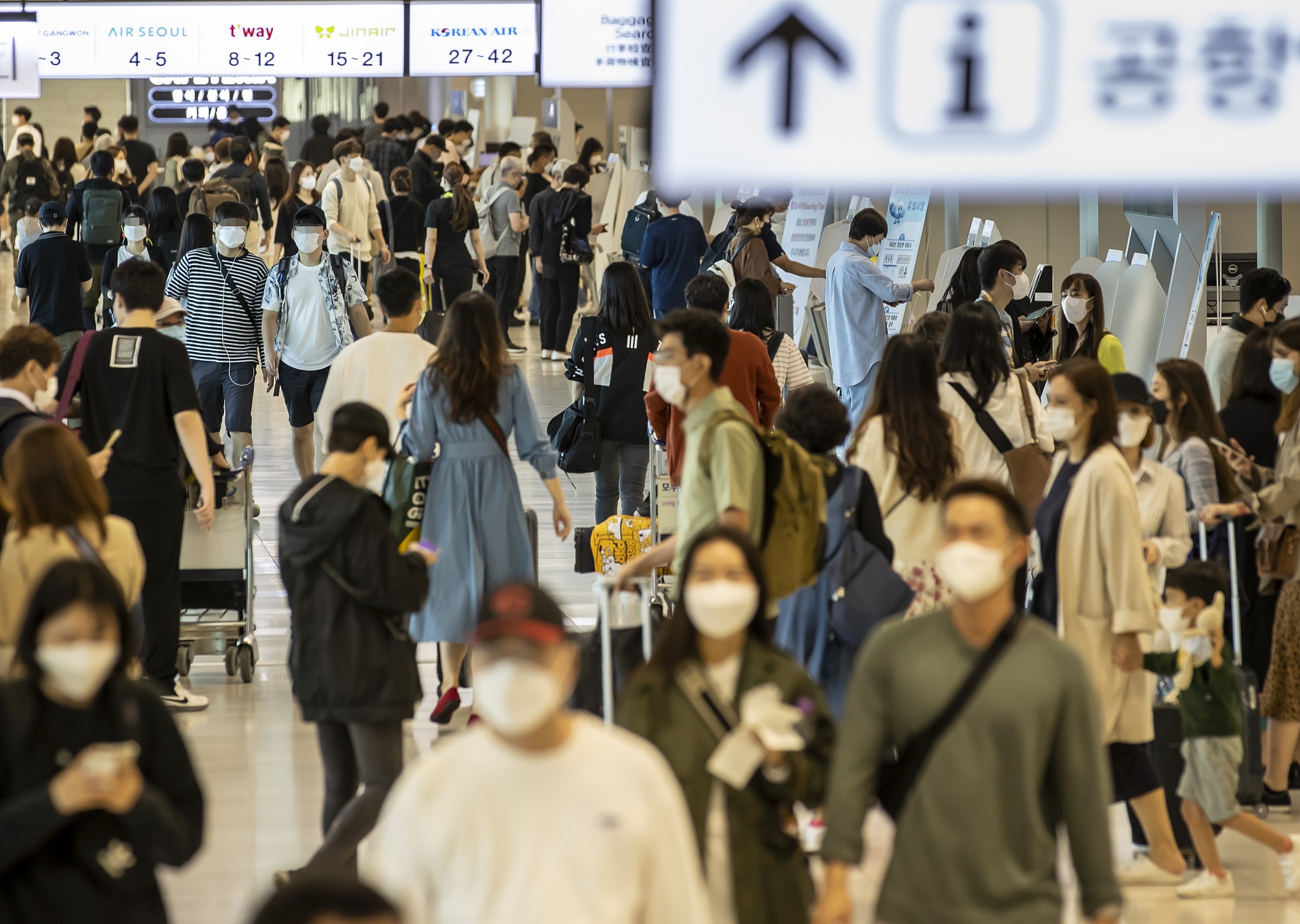 tham hoa covid-19 hau trung thu anh 3