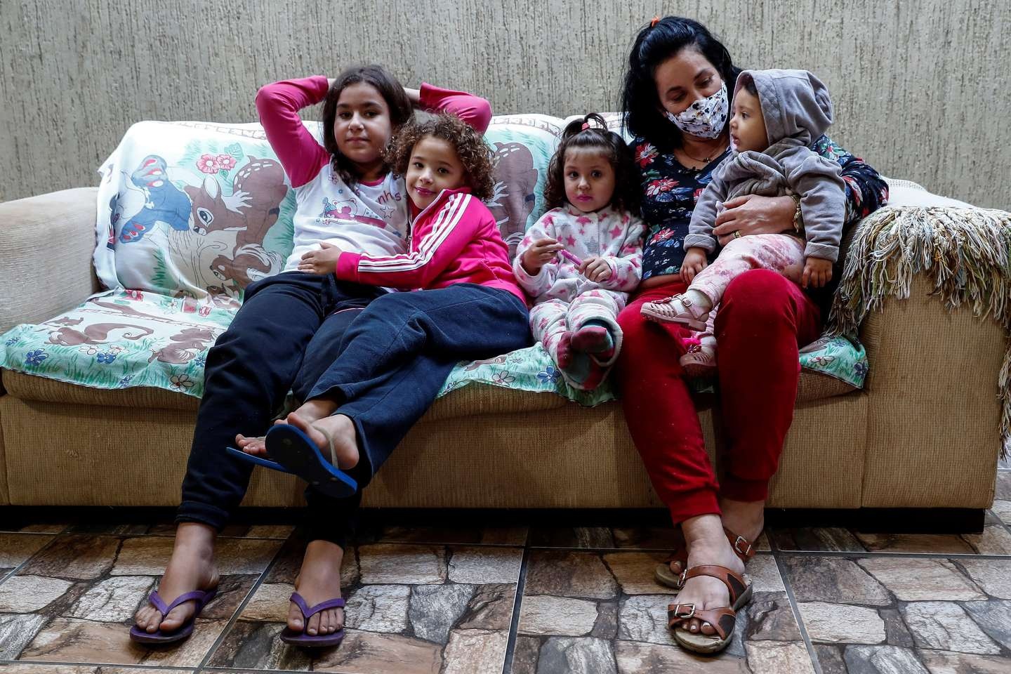 tre mo coi trong dai dich anh 5