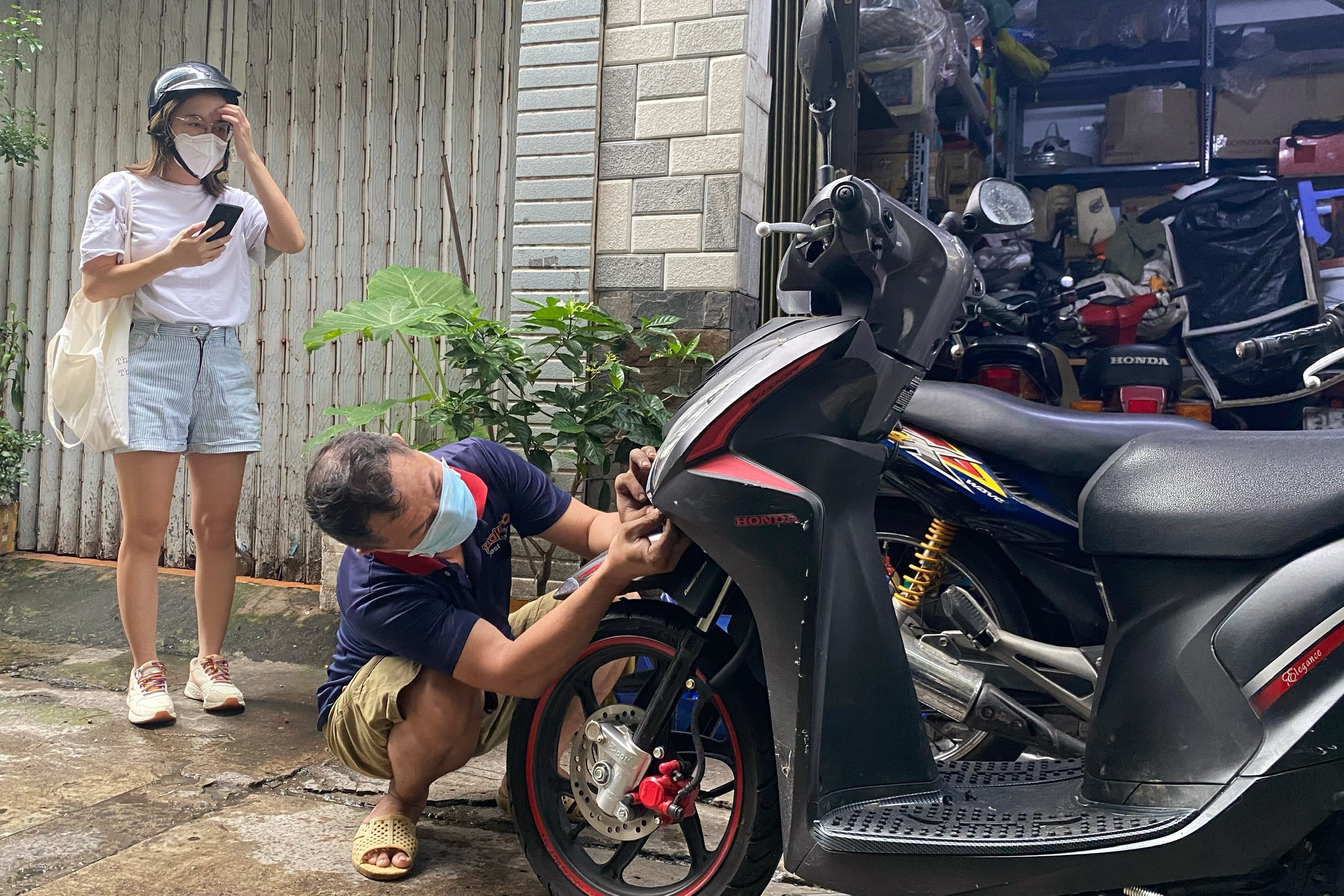 sửa xe hậu giãn cách ảnh 2 sua xe hau gian cach anh 2