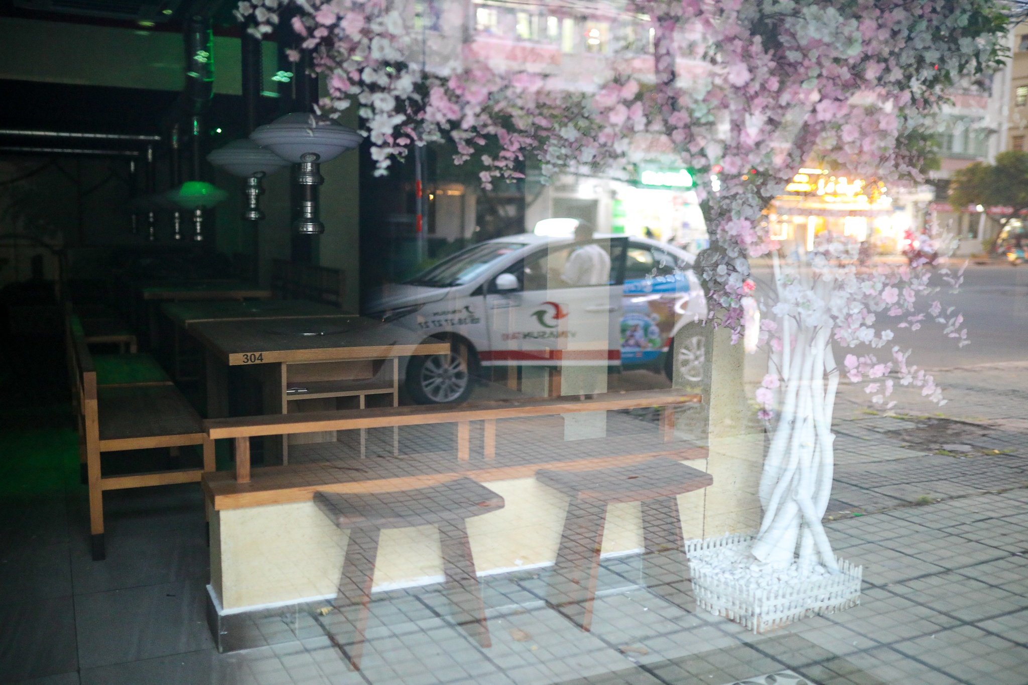 hang quan tren duong phan xich long anh 8