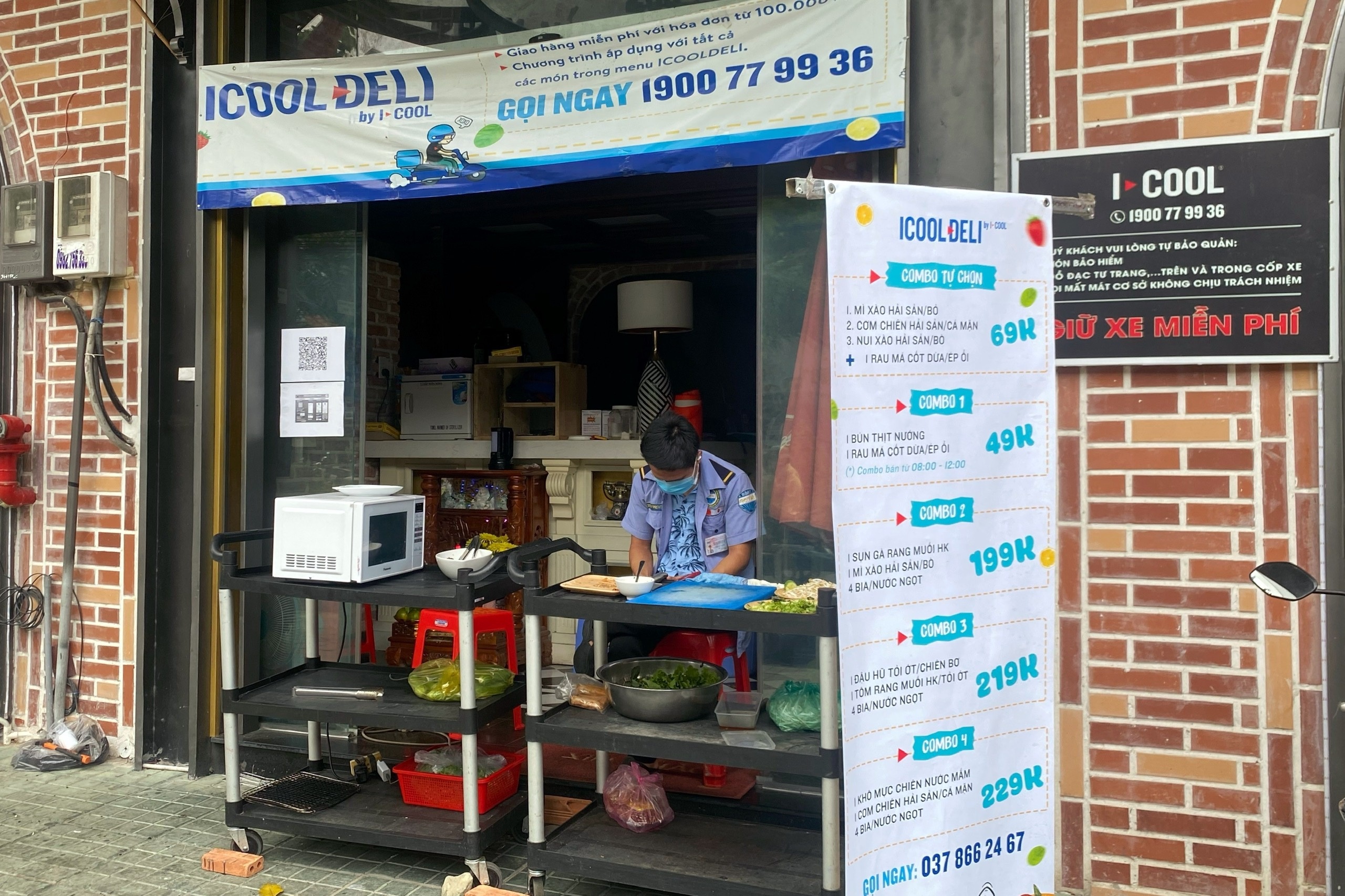 quán karaoke bán bún thịt nướng ảnh 4 quan karaoke ban bun thit nuong anh 4