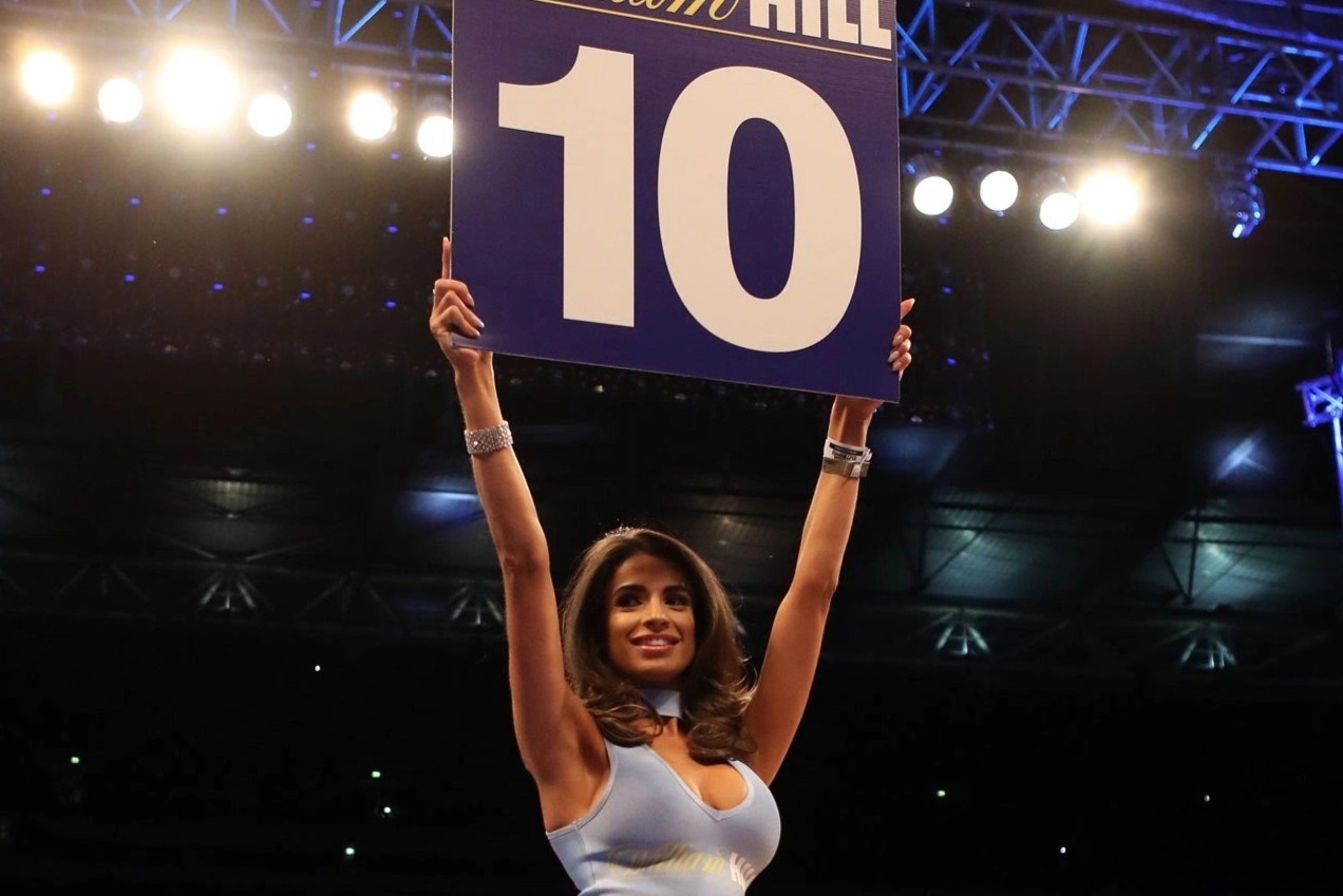 Tranh cai ve nghe Ring Girl hinh anh