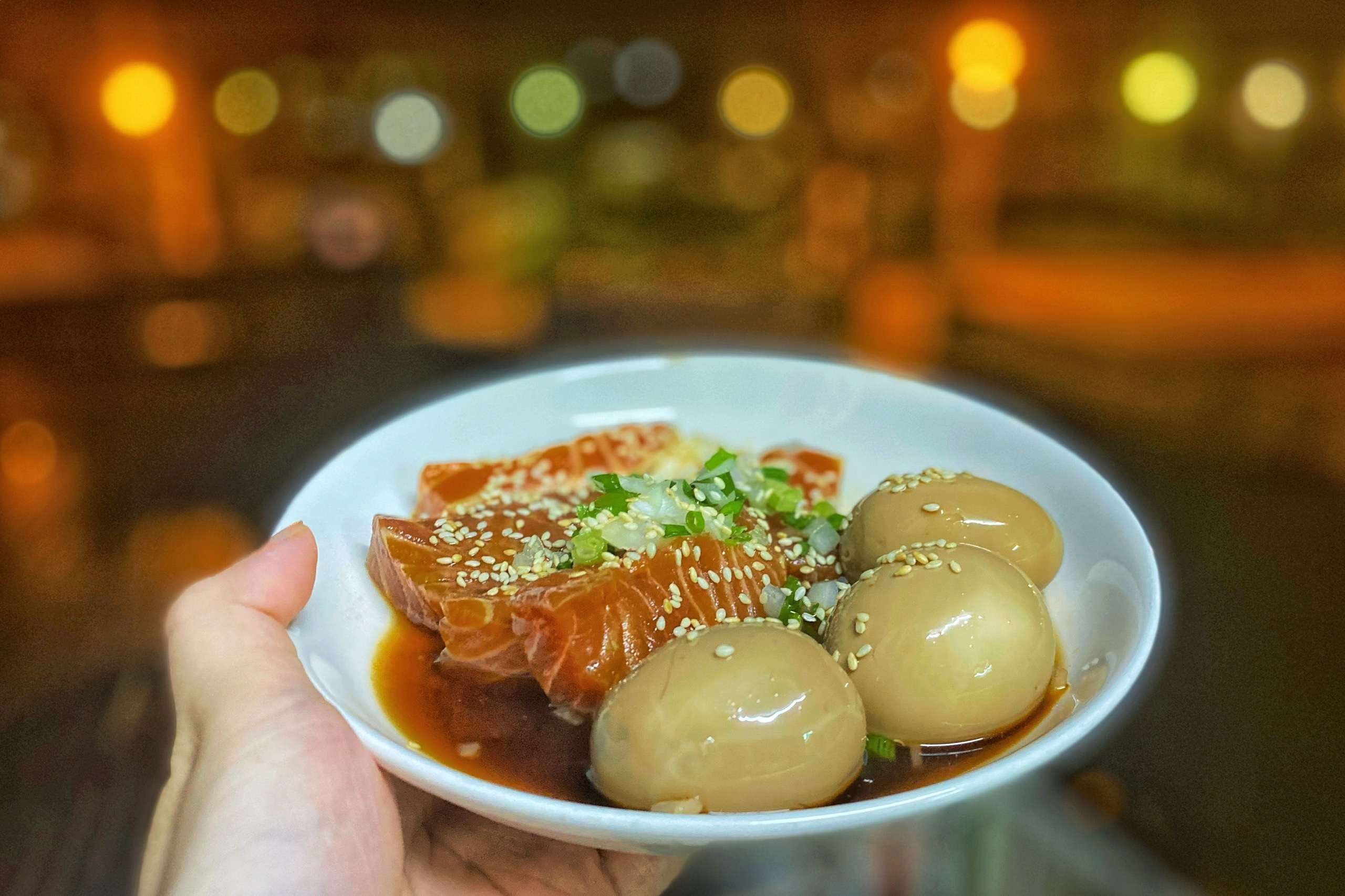 nhung nguoi tre song mot minh anh 6