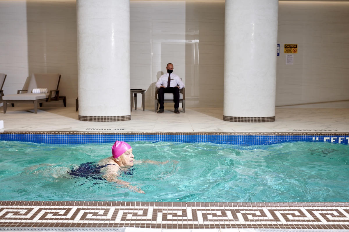 nguoi giau an huong tuoi gia anh 1