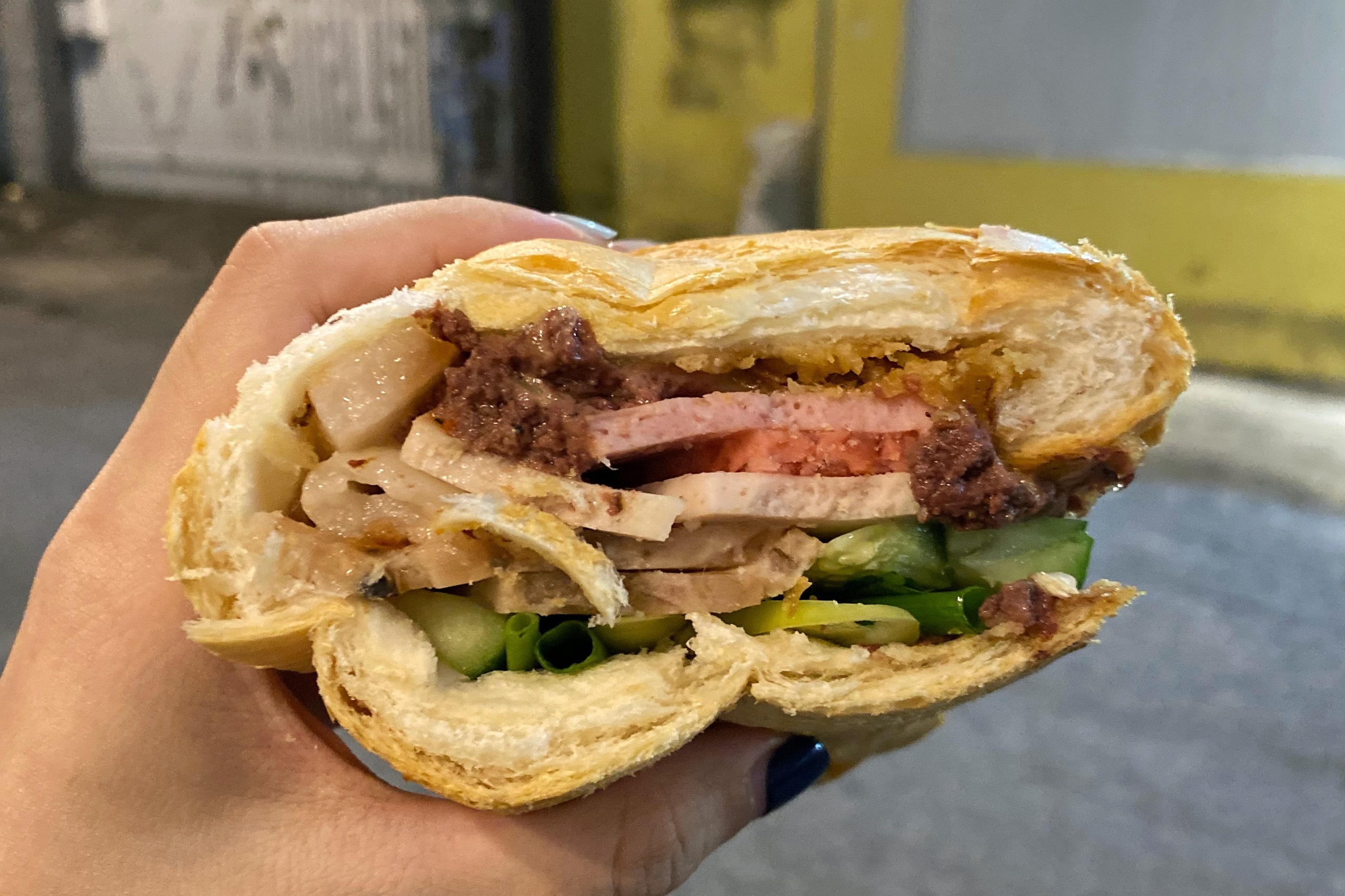 banh mi huynh hoa anh 4