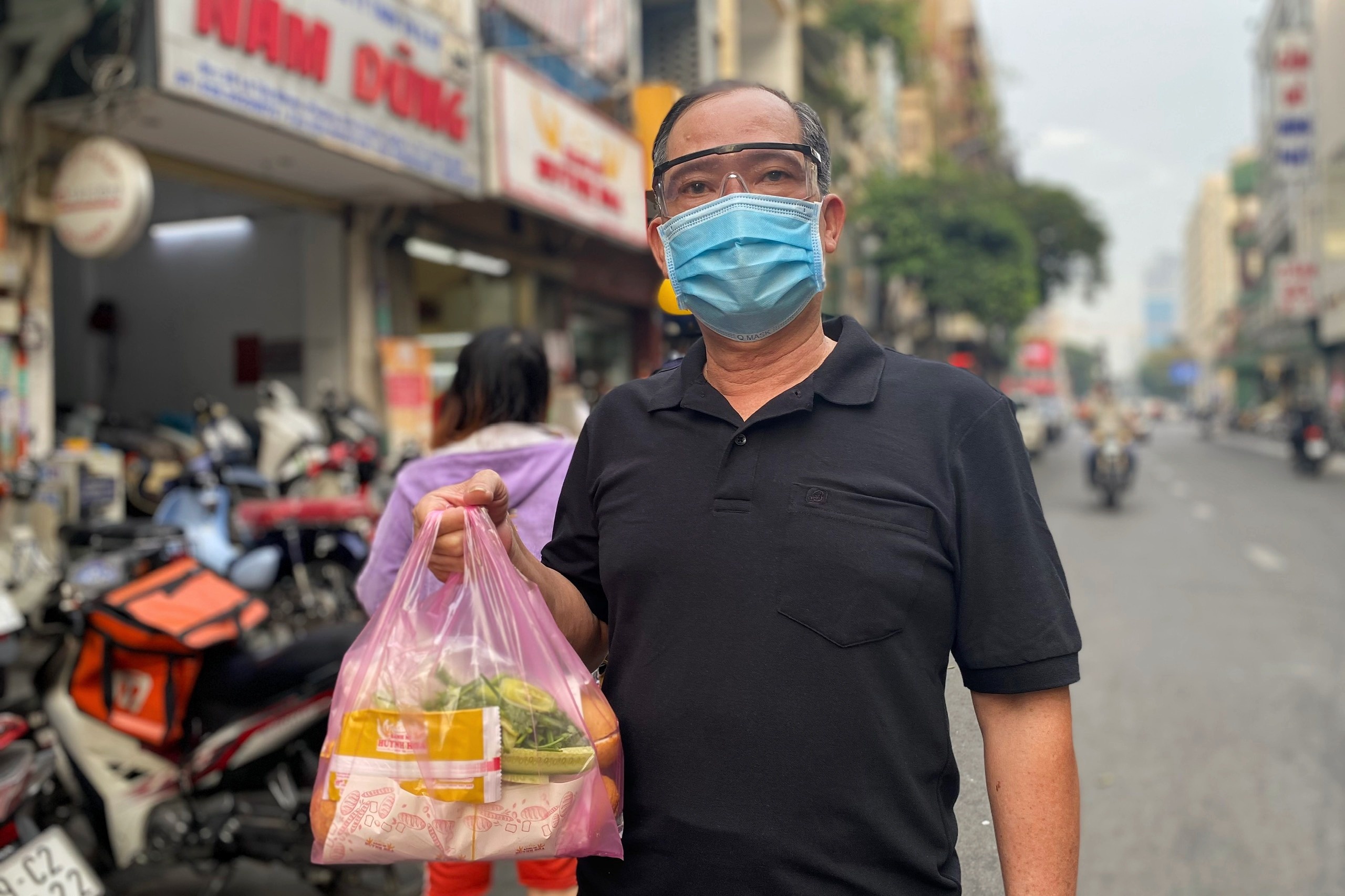 banh mi huynh hoa anh 3