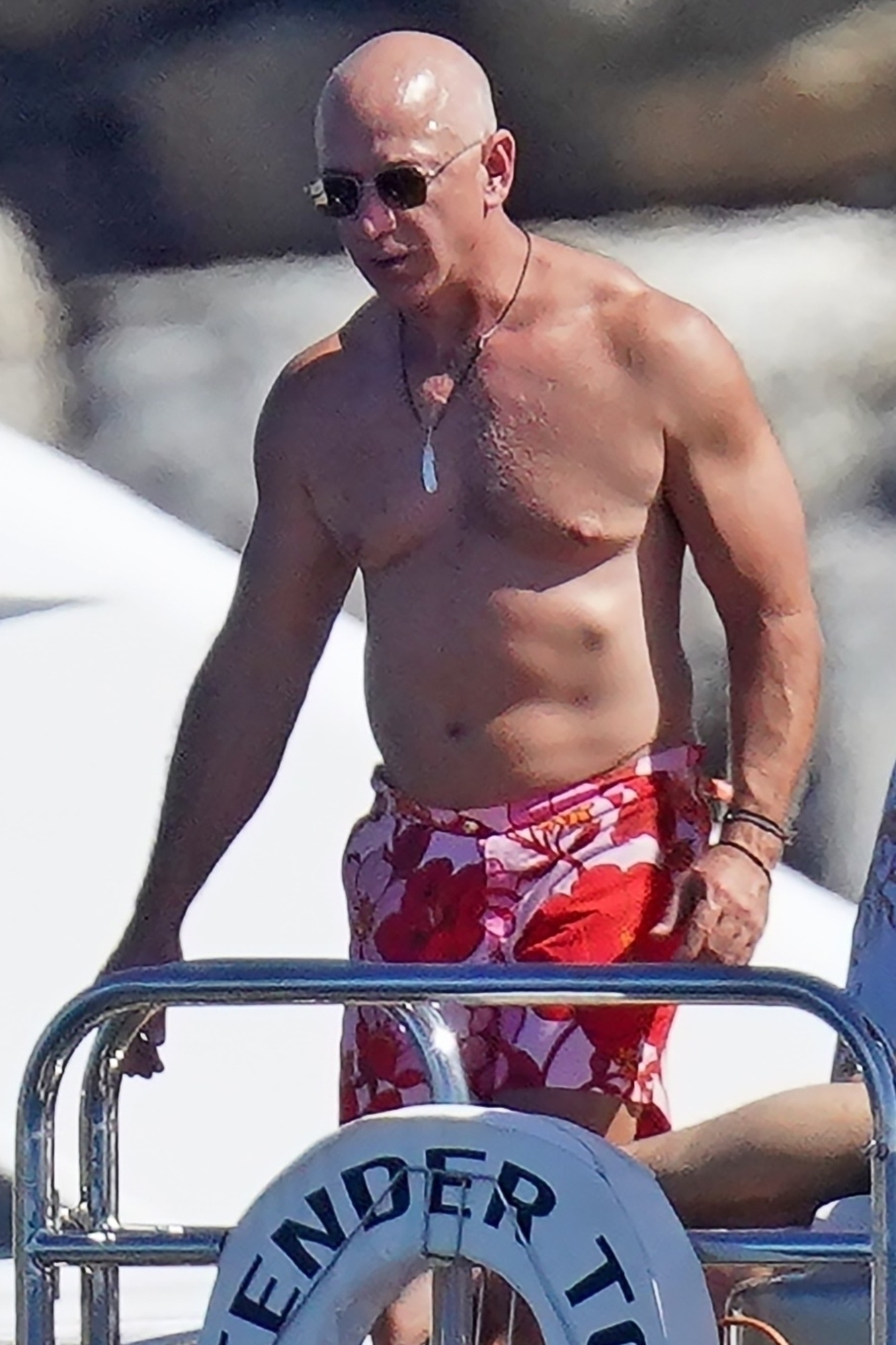 ty phu tap the hinh anh 1