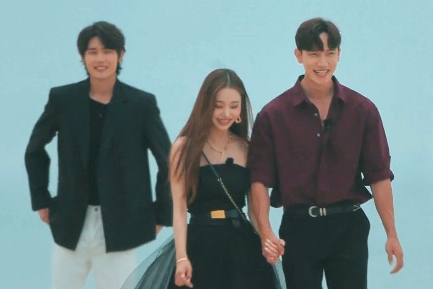 Thi sinh Dia nguc doc than kien antifan hinh anh