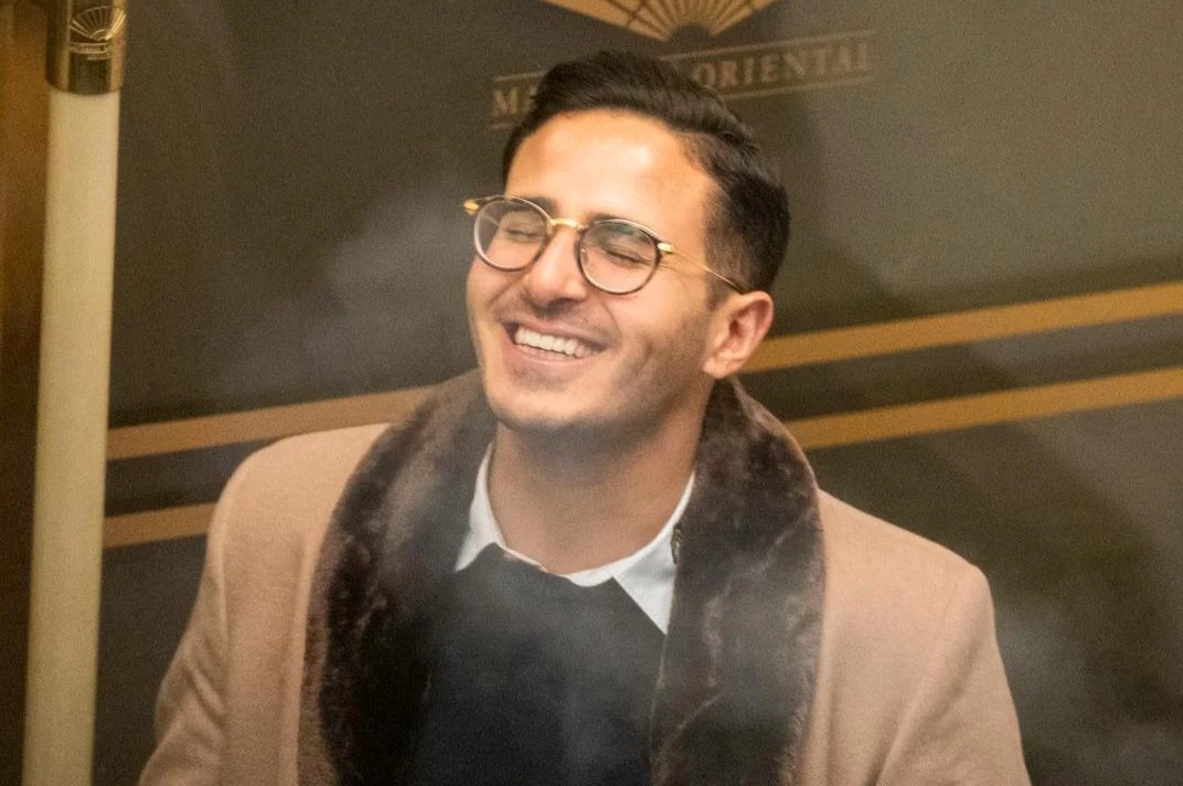 Nguoi My mat 1 ty USD vi nhung ke lua dao Tinder hinh anh