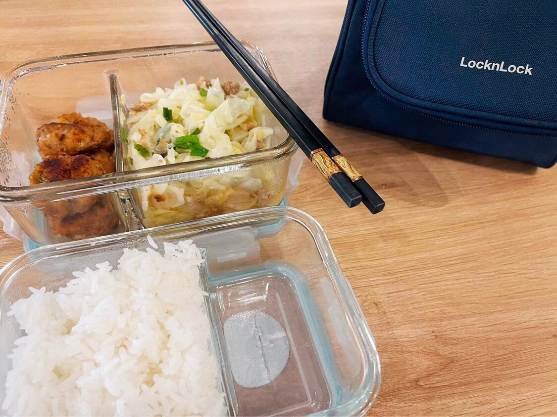 dan van phong dap xe di lam anh 3