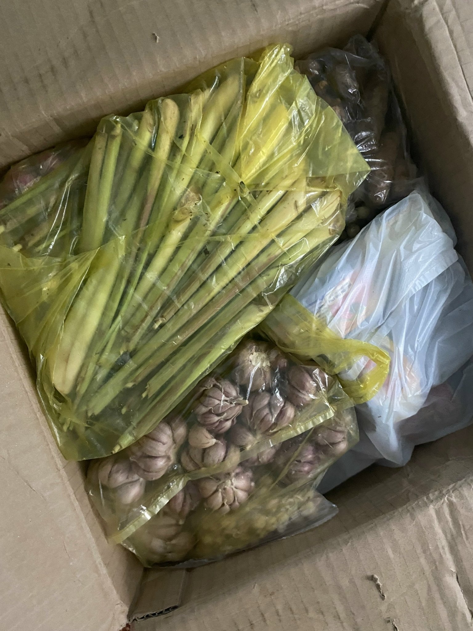 cha me gui do an cho con anh 2