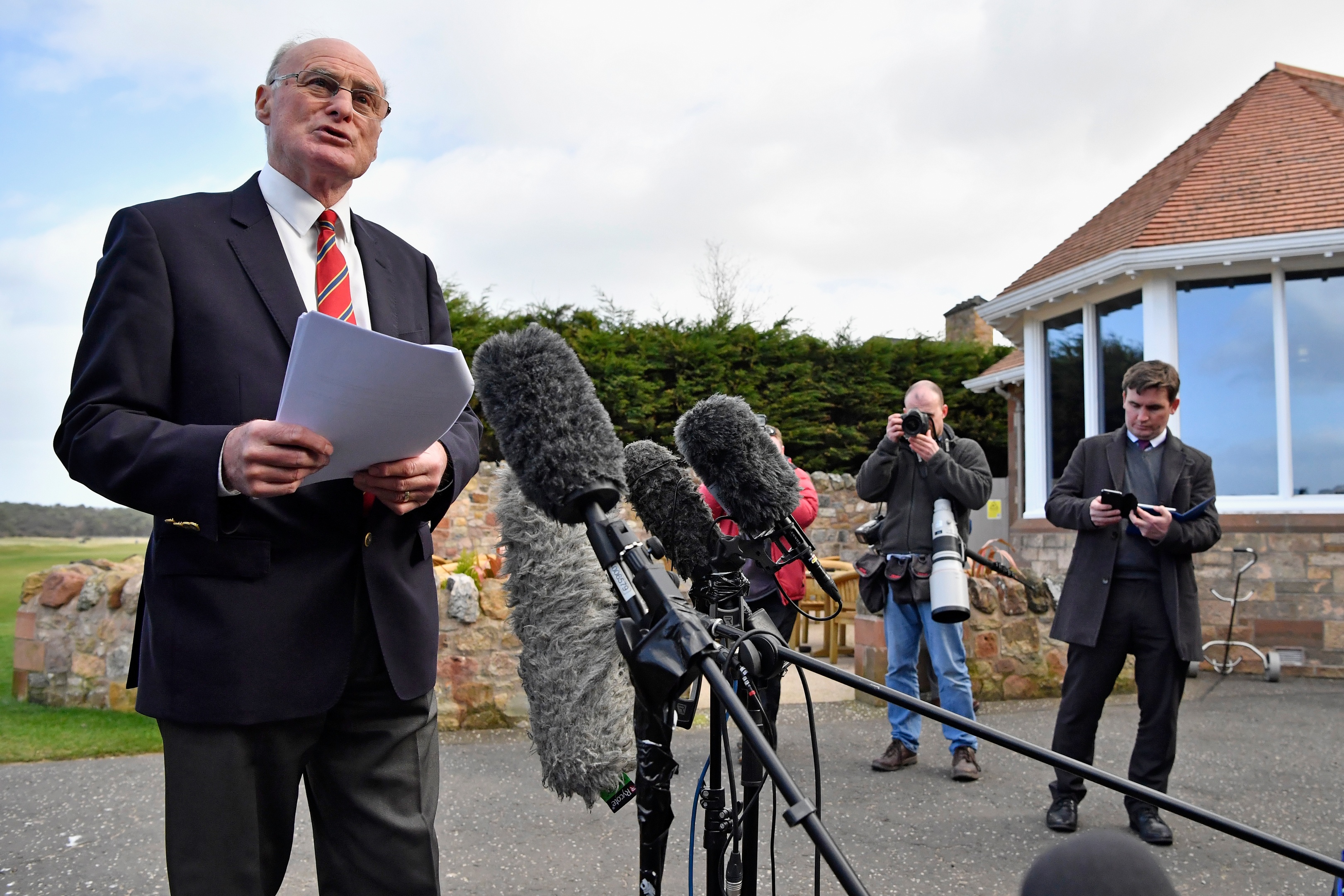 phu nu choi golf anh 5