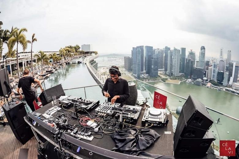 cuoc song ve dem o chau a anh 2