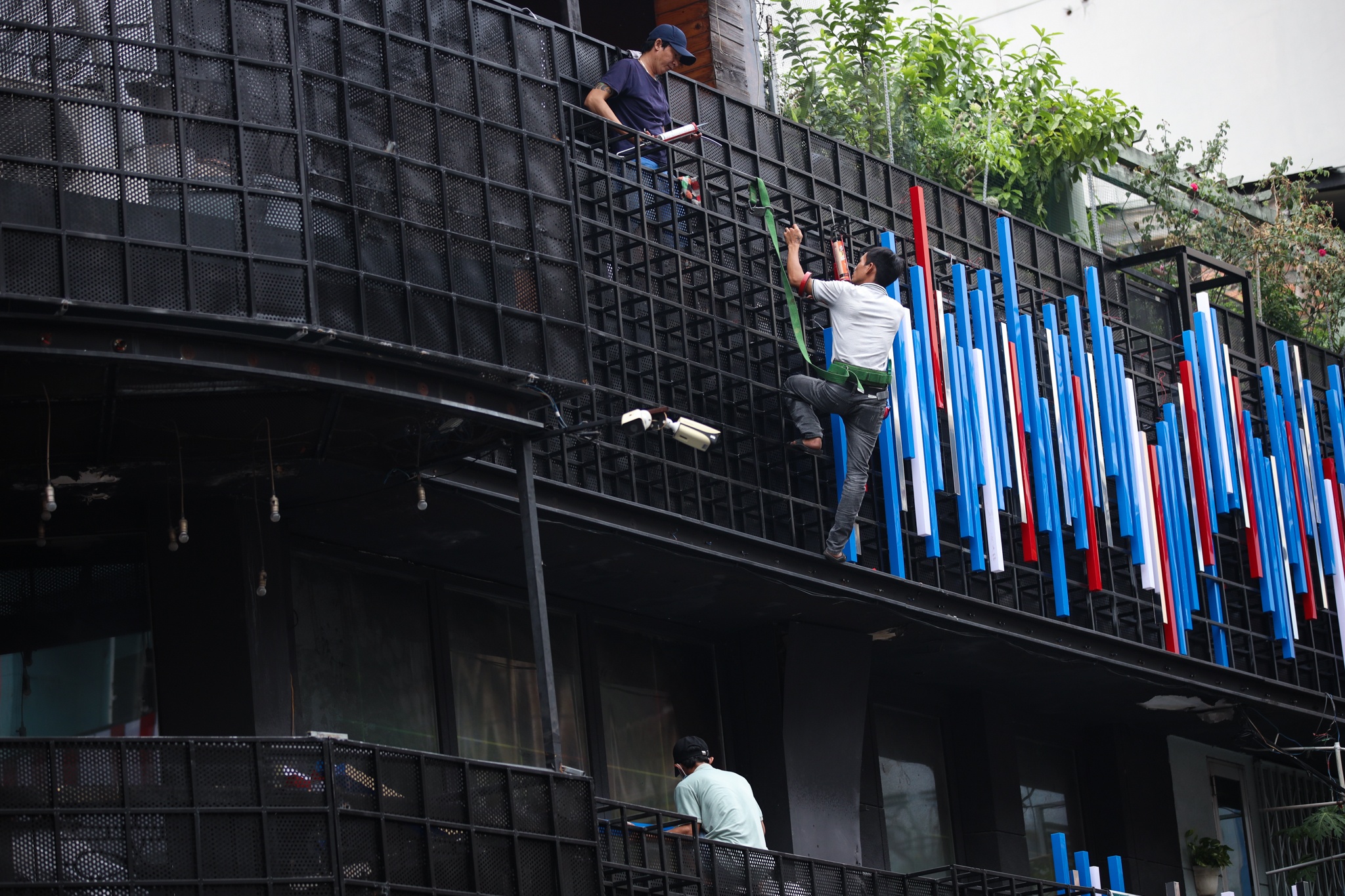 khach san bui vien cho thue dai han anh 8