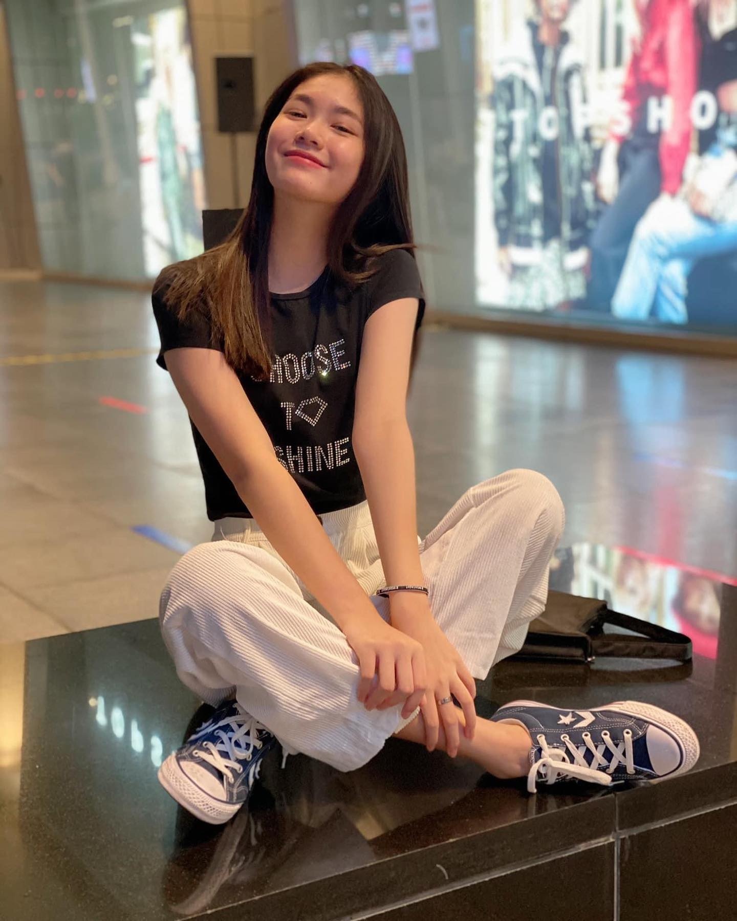 hot girl cau long thai lan anh 10