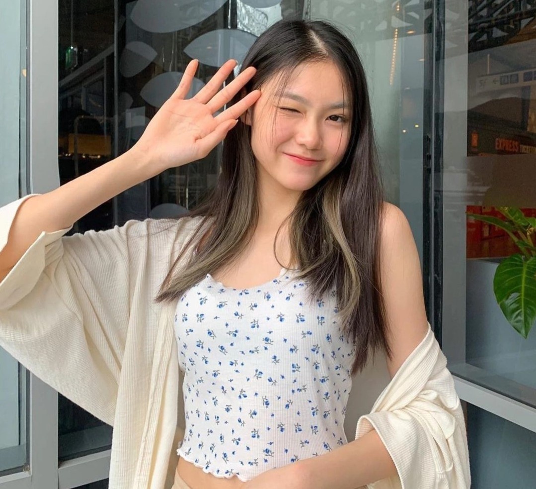 hot girl cau long thai lan anh 2