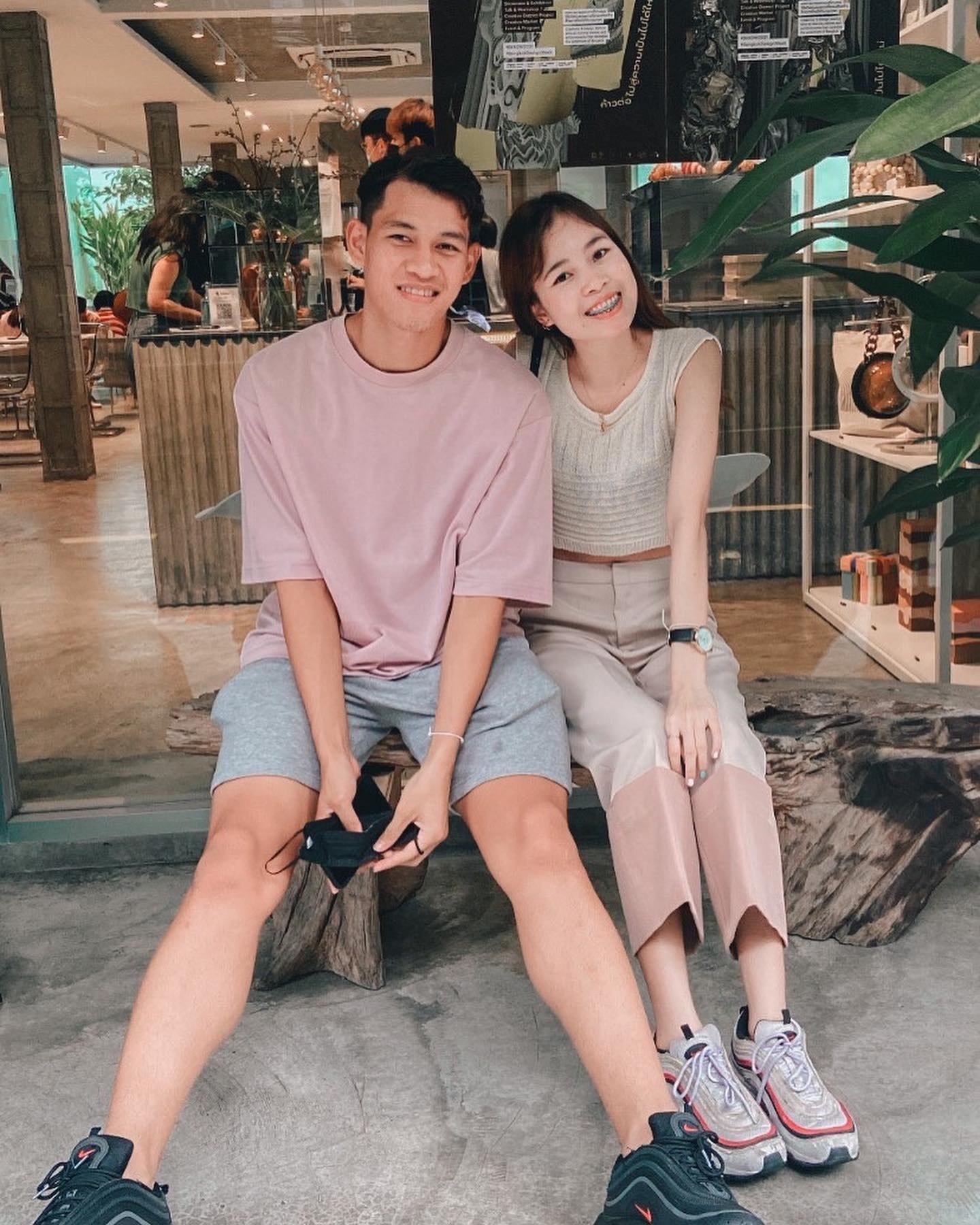 ban gai cau thu u23 thai lan anh 11