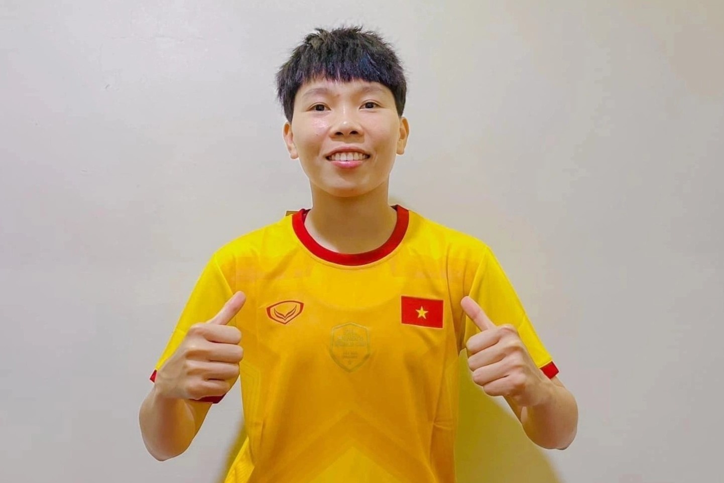 Thu mon Kim Thanh cua tuyen nu Viet Nam ben ngoai san co hinh anh