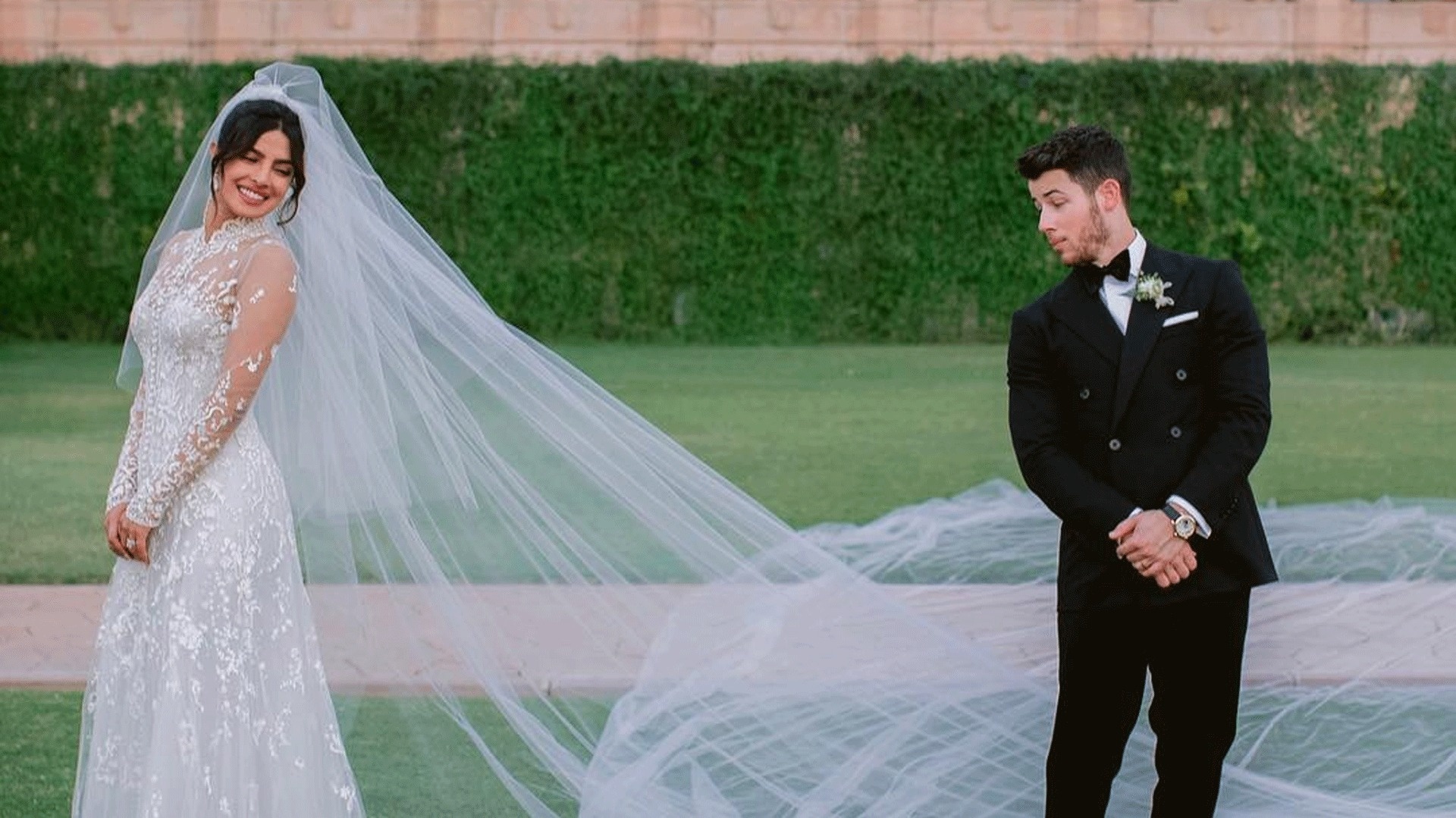 dam cuoi cua nguoi noi tieng anh 5