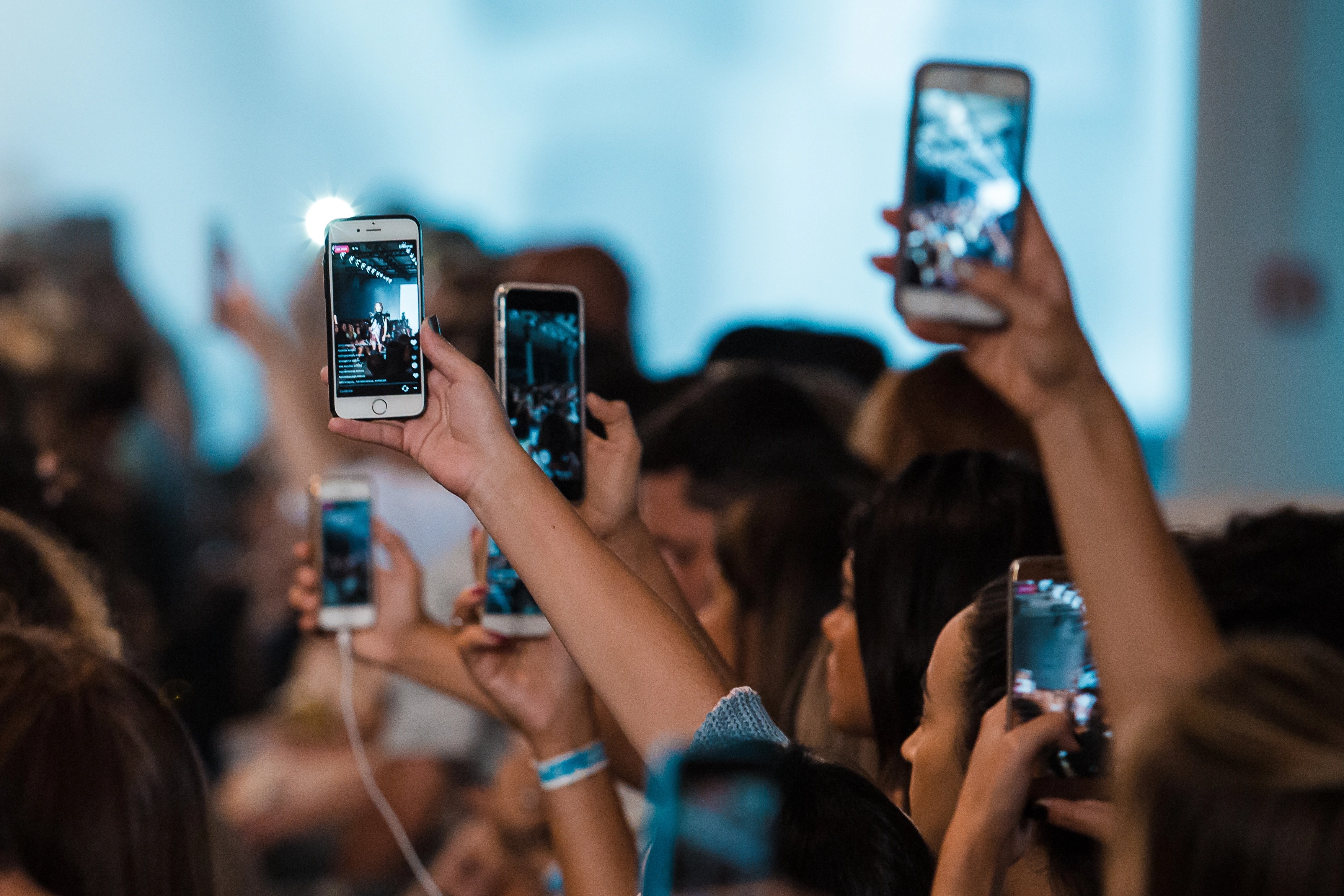 vu bao luc o truong quoc te tphcm anh 2