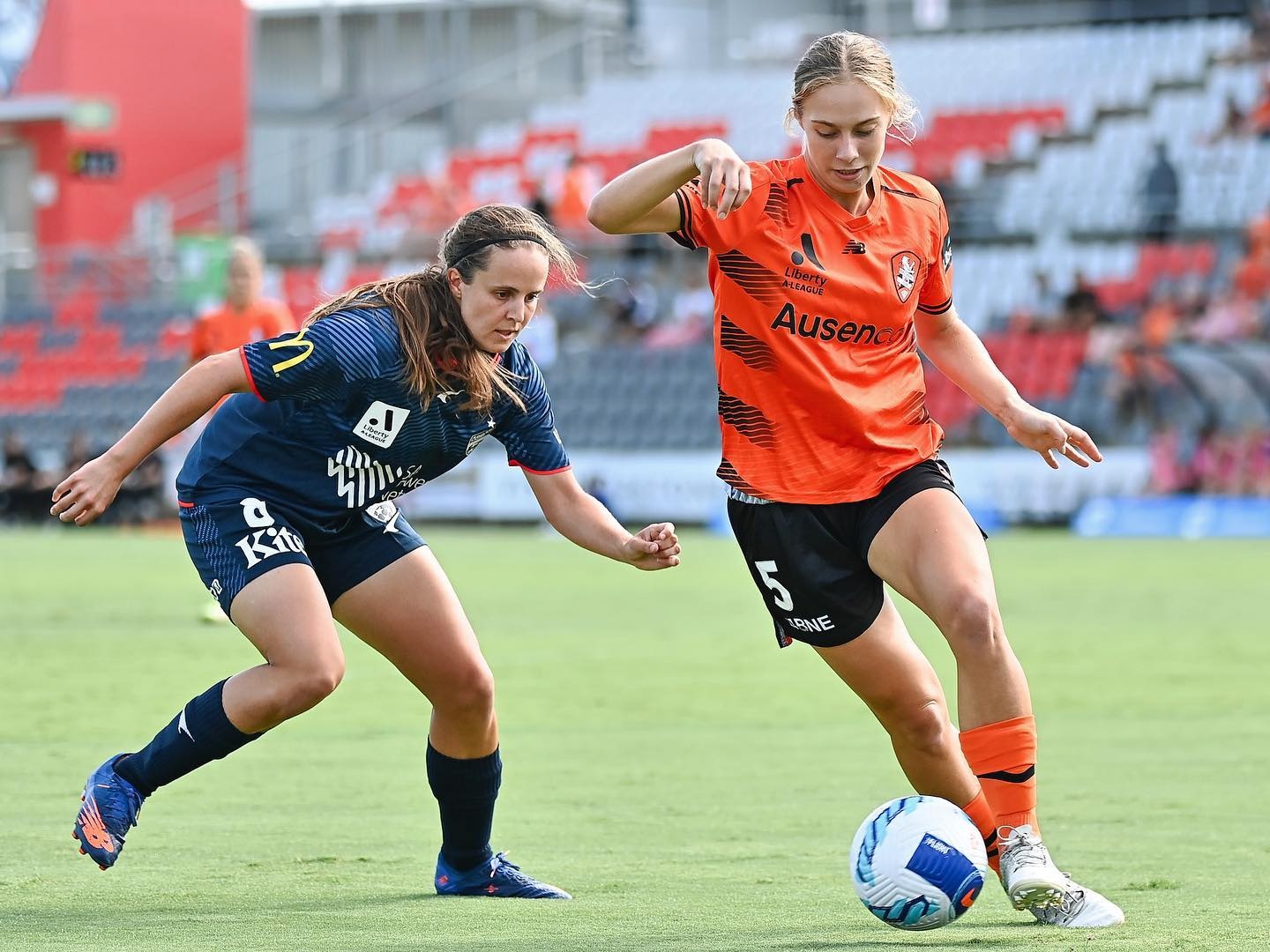 ban gai cau thu u23 anh 2