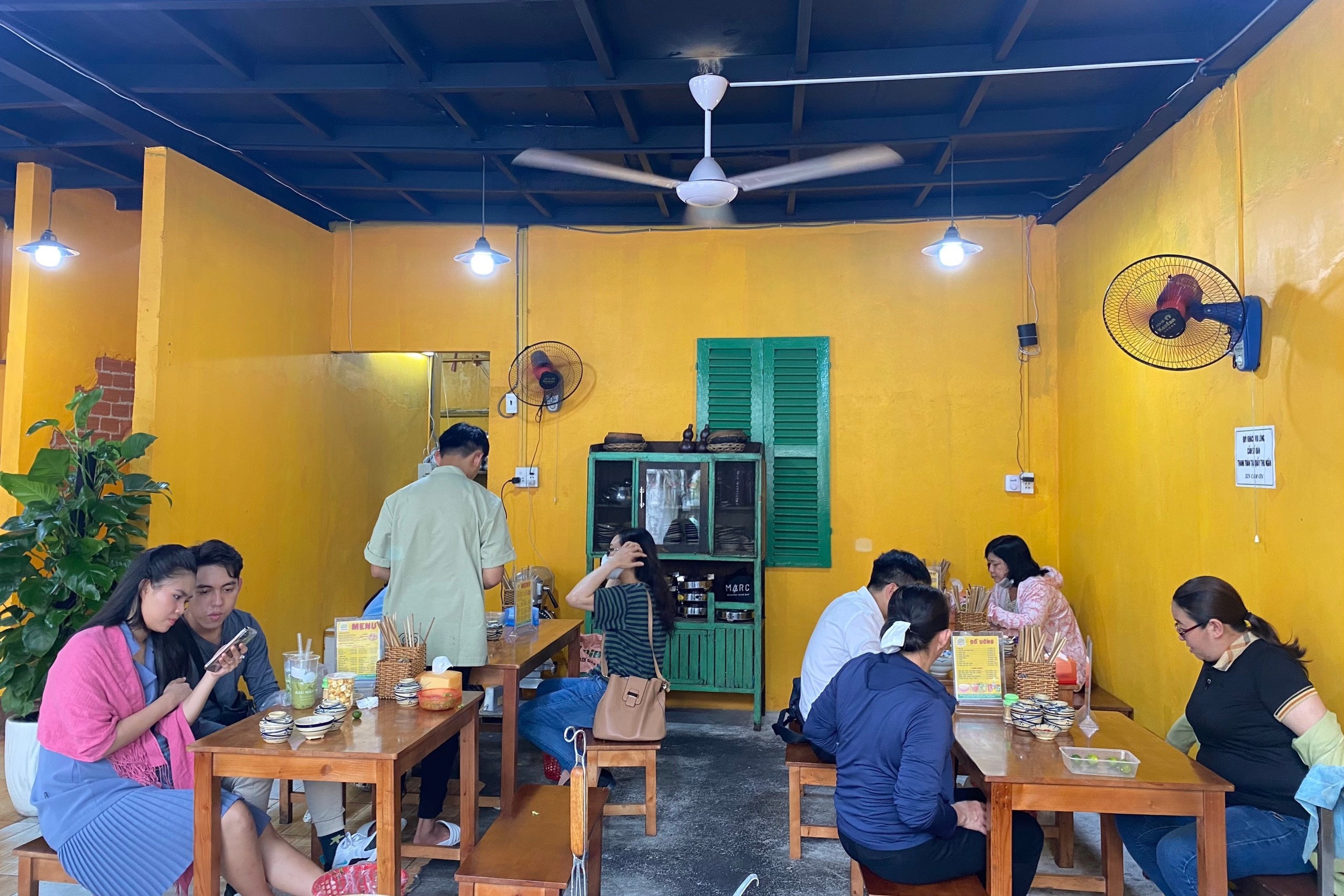 quán ăn văn phòng ảnh 3 quan an van phong anh 3