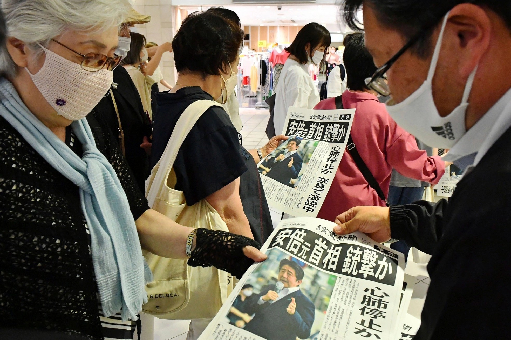 Vu am sat cuu Thu tuong Shinzo Abe se thay doi Nhat Ban mai mai hinh anh