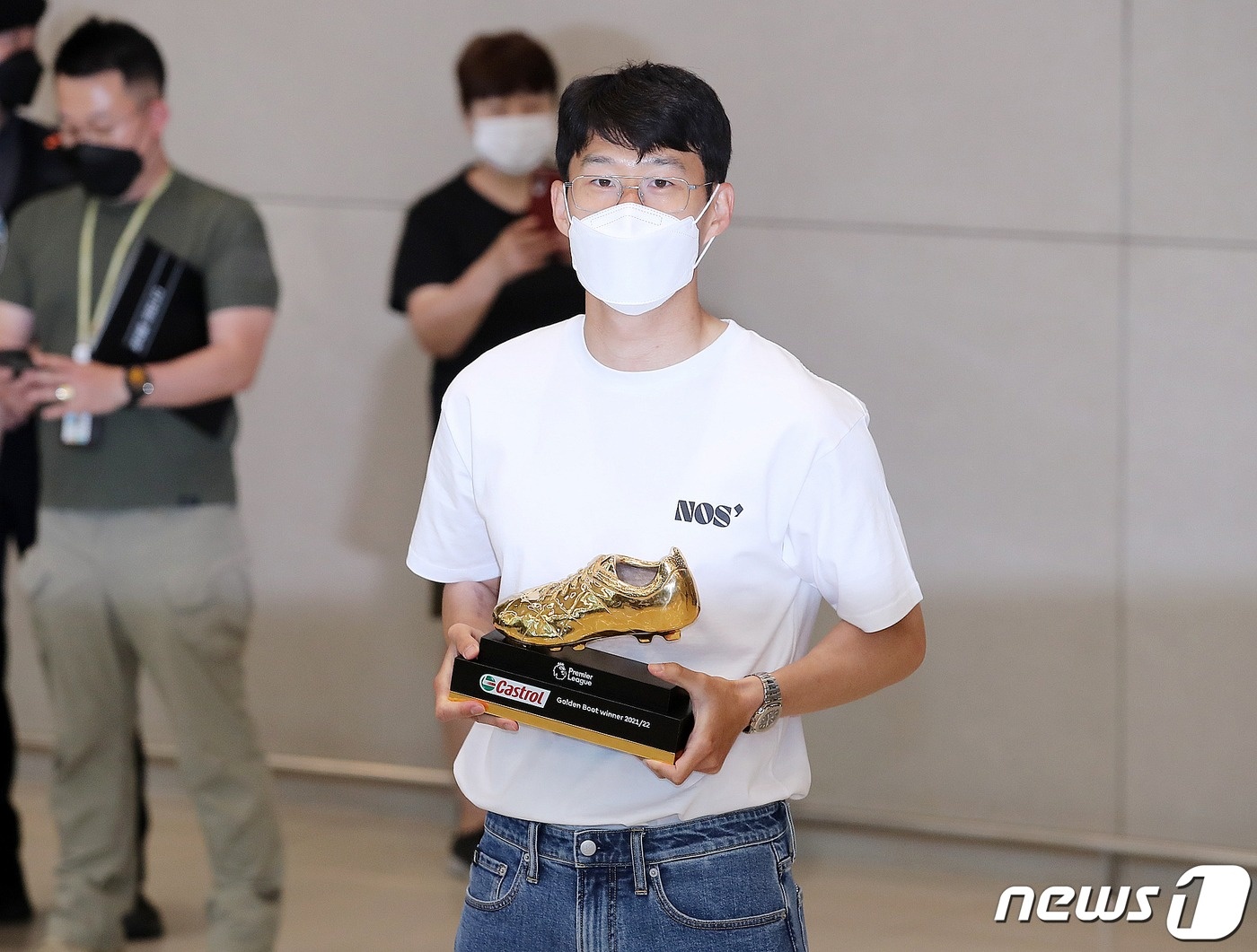 quan ao son heung min anh 1