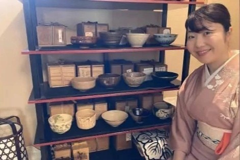 Thuong tra trong chiec bat co hon 300 nam tuoi o Nhat Ban hinh anh