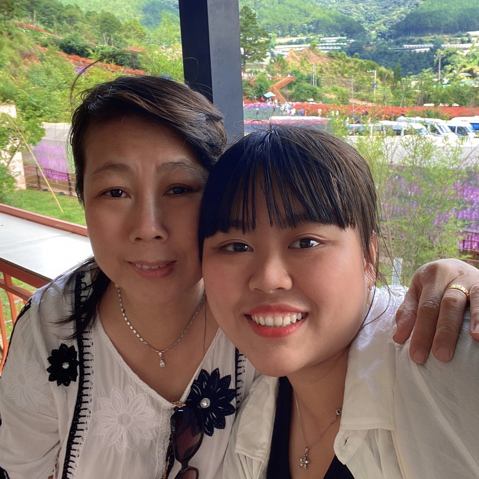 khoan chi dang gia nhat anh 2