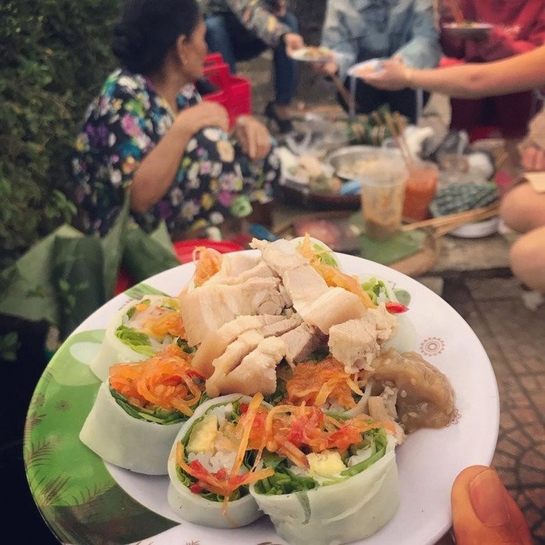 Banh cuon tom chua anh 1