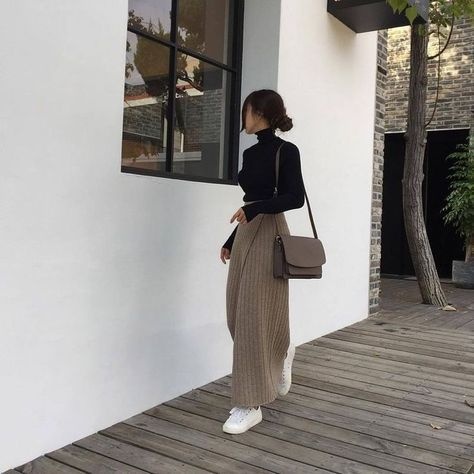 Tiền mua quần áo ảnh 2 Tien mua quan ao anh 2