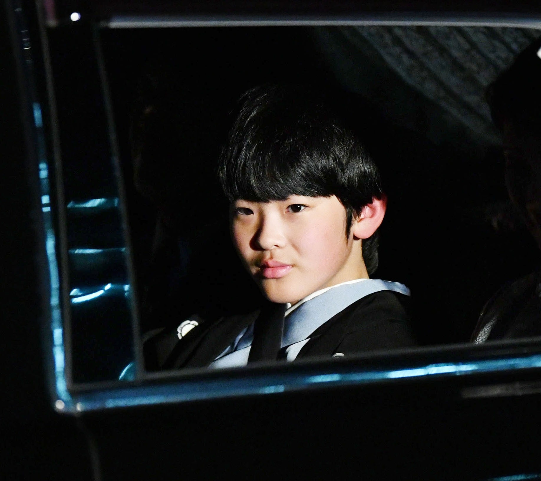 hoang tu nhat ban anh 3