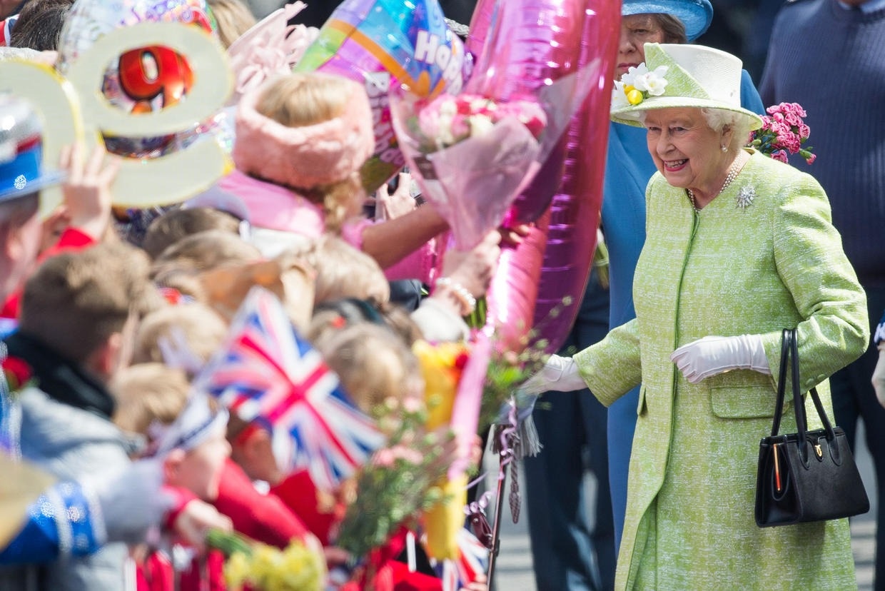 luat bat thanh van anh 10