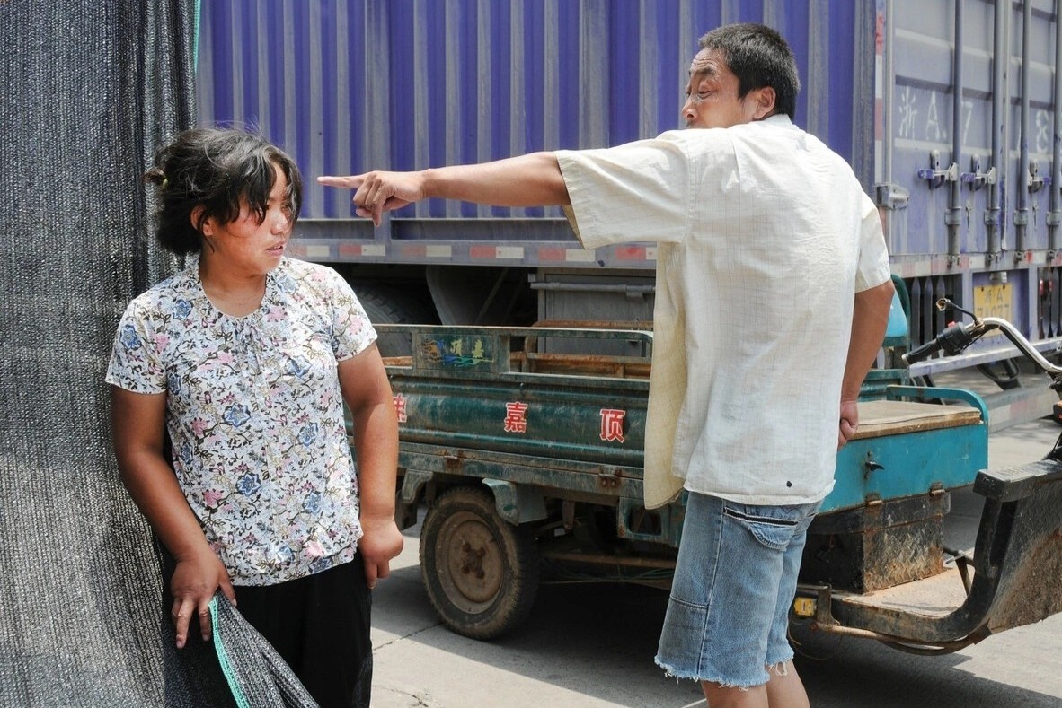 Ben trong tam tri cua nhung nguoi chong danh dap vo hinh anh