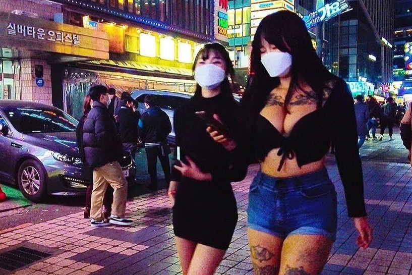 Suc hut cua nhung con pho an choi nhu Itaewon hinh anh