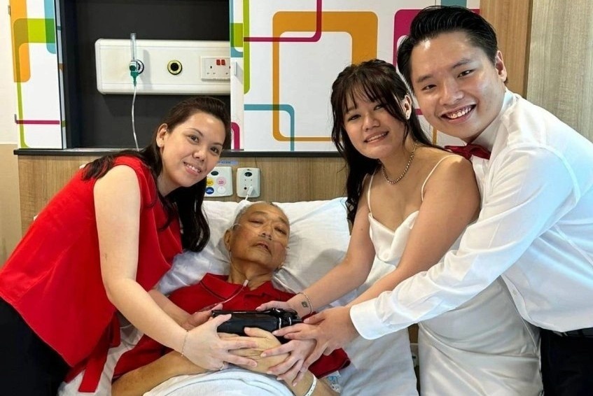 Cha mac ung thu qua doi ngay sau dam cuoi cua con gai hinh anh