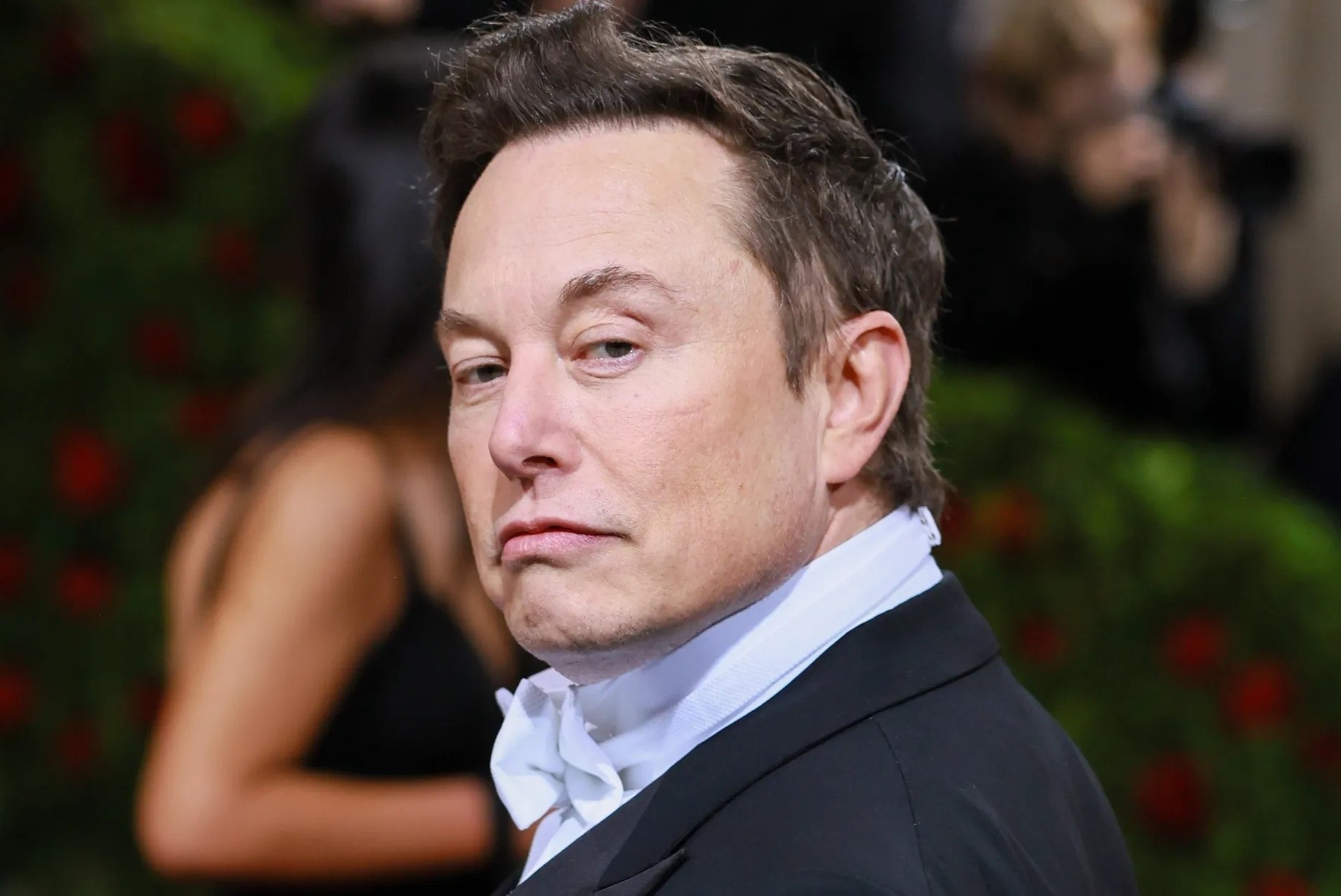 Da den luc ngung ca tung van hoa lam viec 120 gio/tuan cua Elon Musk hinh anh