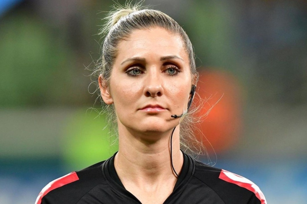 Cai kho cua nu trong tai dau tien tai World Cup 2022 hinh anh