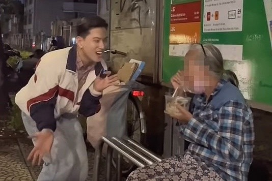 Nan nhan thuc cua trao luu giup do nguoi ngheo tren TikTok hinh anh
